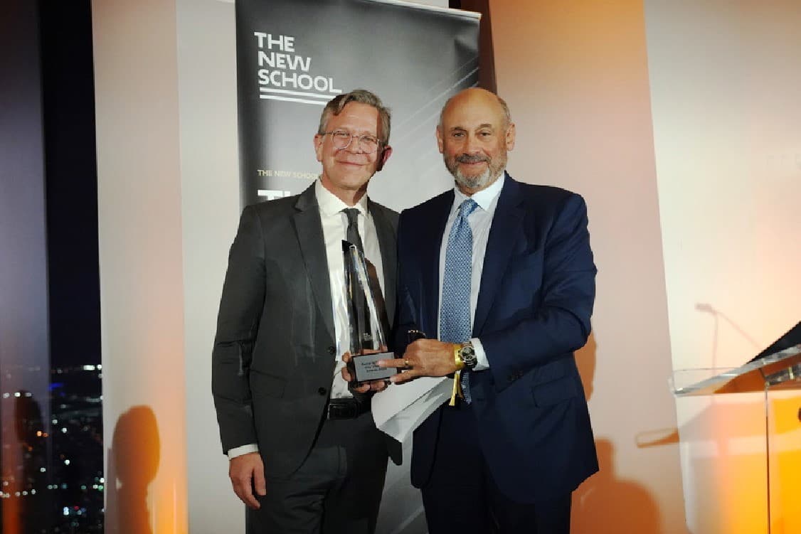 New School president Joel Towers presents a City Visionary Award to Daniel R. Tishman, chairman of Tishman Realty & Construction Co., Inc.