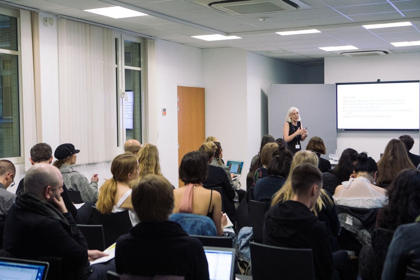 Fashioning Theory